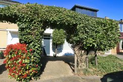 40 Keesomstr 17 voortuin 01a