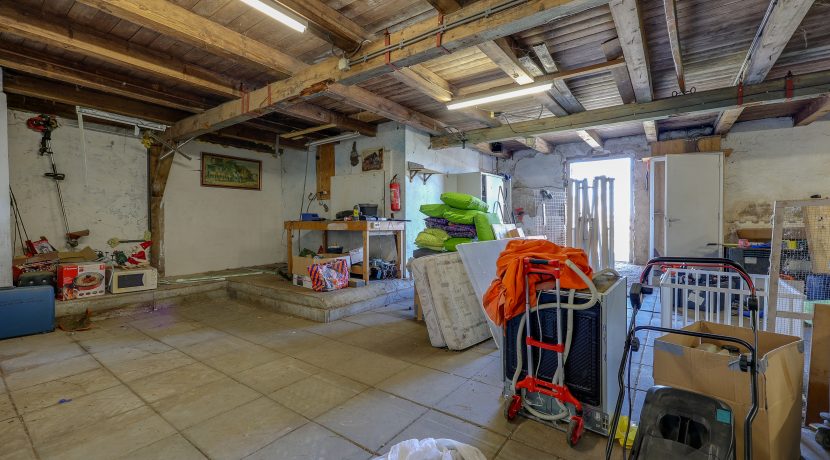 56 Hoofdweg 440 berging 03j