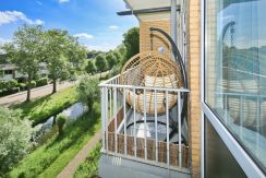 33 Einsteinln 237 balkon 02b