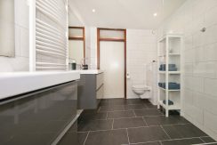 56 Rozenstraat 10 badkmr 01b