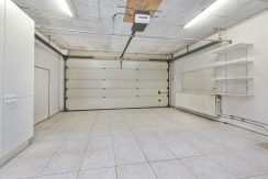 20 Robert Koch 6 Garage 01a