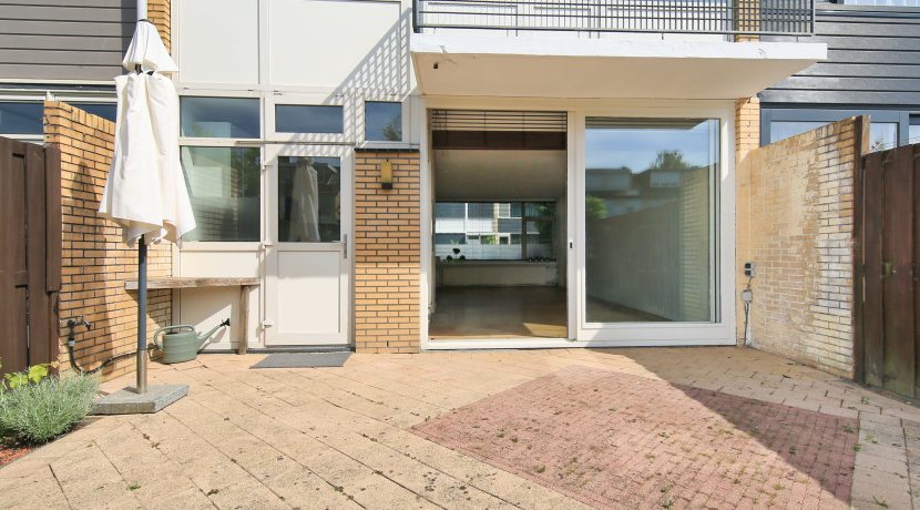 27 Vd Waalstr 21 tuin 01c