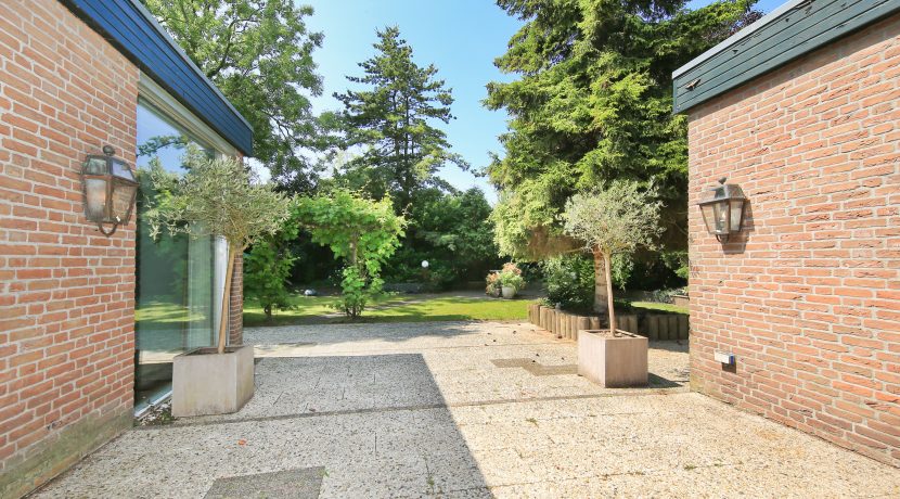 33 Robert Koch 6 Tuin 01d