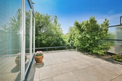 56 Pyreneeën 61 Terras 01c