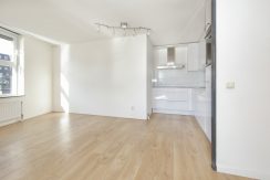 17 Jan v Duivenvoordestr 201 wnk 01b