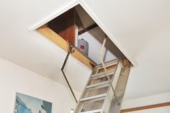 24 Akerdijk 105 vliering 01a
