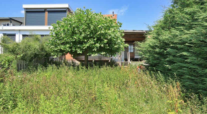 26 Akerdijk 105 tuin 01a