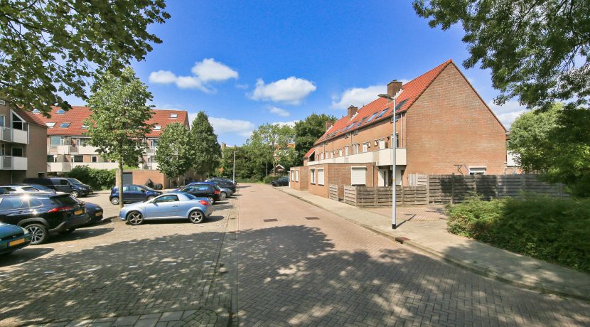 36 Thomsonstraat 81 Straatbeeld 01b