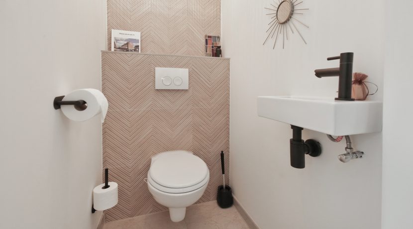 43 Thomsonstraat 25 Toilet 1a