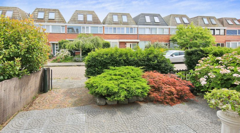 44 's Gravesandestraat 7 Voortuin 01c