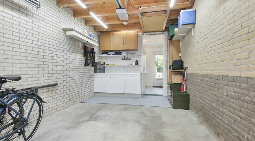 16 Anemoon 29 Garage 01b