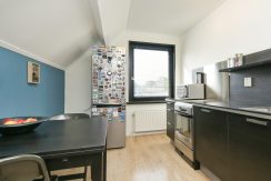 17 Nieuwemeerdijk 43 keuken 02a
