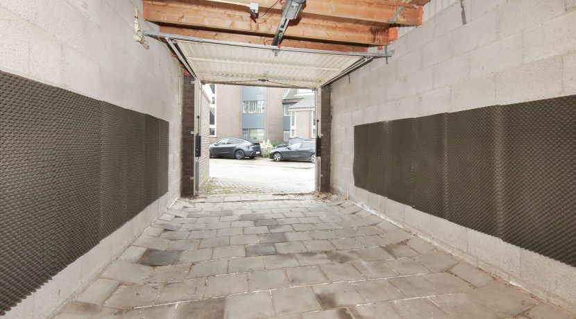 40 Badhoevelaan 79 Garage 01b