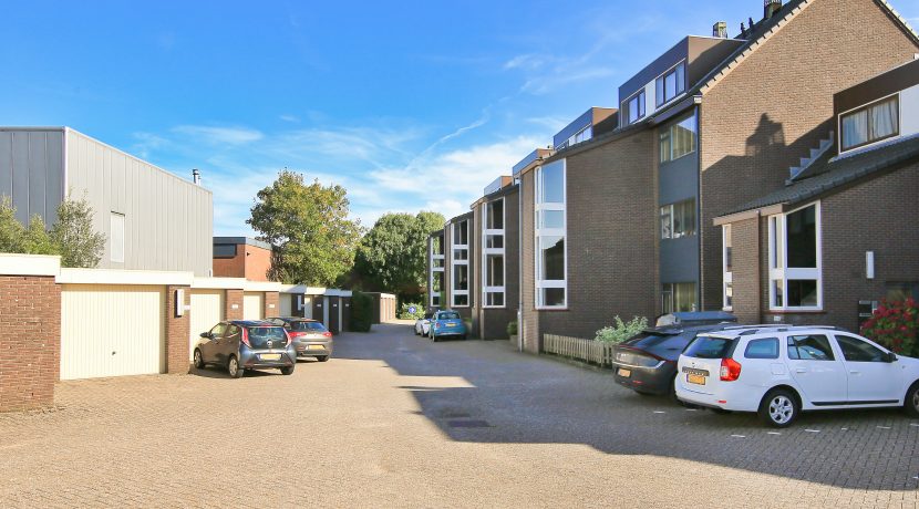 42 Badhoevelaan 79 Straatbeeld 01 b