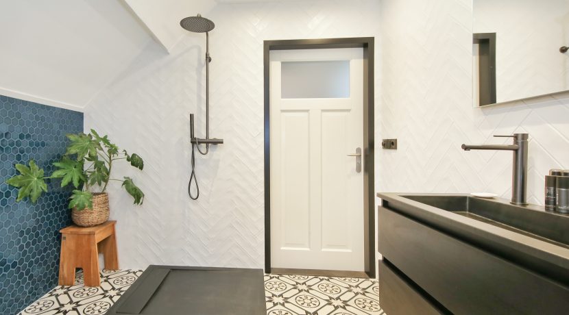 56 Nieuwemeerdijk 43 badk 02b