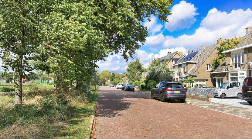 64 Schipholweg 413 Straatbeeld 01b