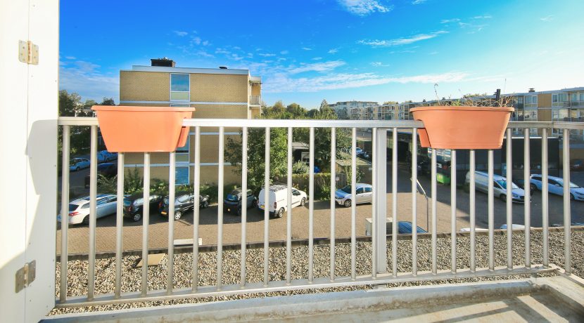 24 Lorentzplein 6 balkon 02b