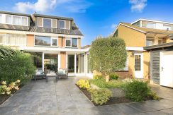 44 Amperestr 26 tuin 01j