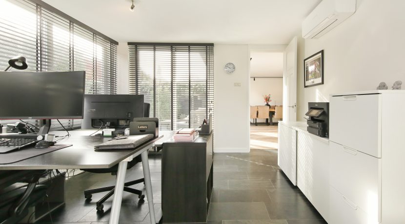 49 Amperestr 26 kntr 01b