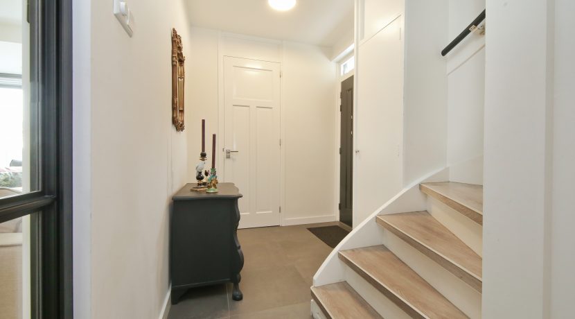 52 Amperestr 26 hal 01b