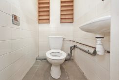 67 Zwanenburgerdijk 514 Loods Toilet 01a