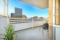 27 Nachtwacht 455 balkon 01b