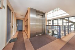 10 Kam Onnesln 141-a Lift 01a