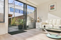 18 Count Basiestraat 22 wk 01i