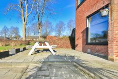 19 Uiverstr 2 Voortuin 01a