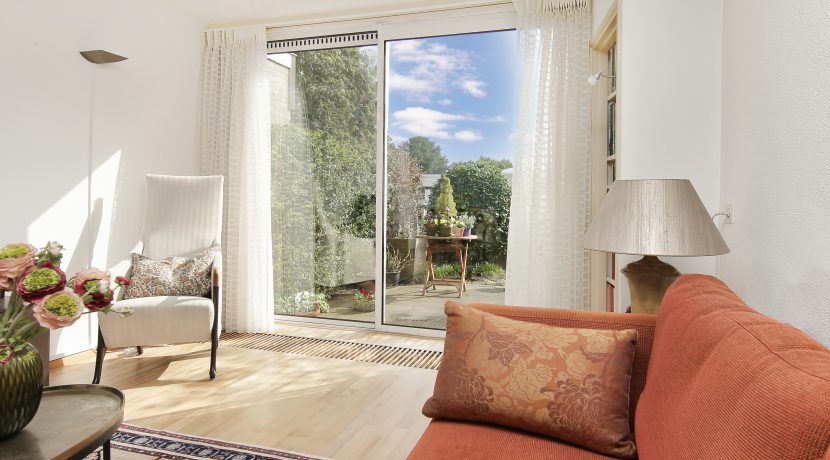 25 Toevlucht 8 wk 01h