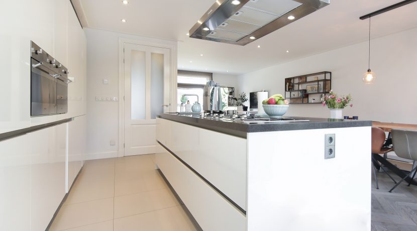 28 Uiverstr 2 Keuken 01e