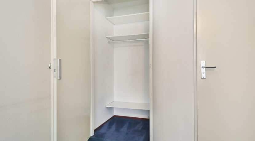 36 Kam Onnesln 141-a Slk 01c