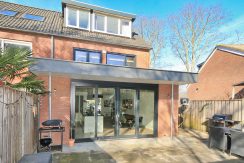 37 Uiverstr 2 Tuin 01d