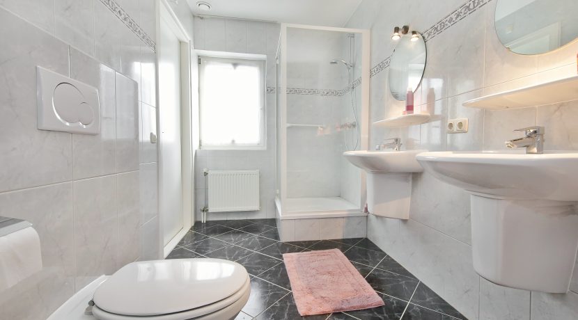 41 Osdweg 19 Badk 01b BG