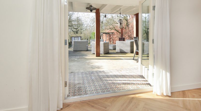 43 Nieuwemeerdijk 377 Souterrain 01f