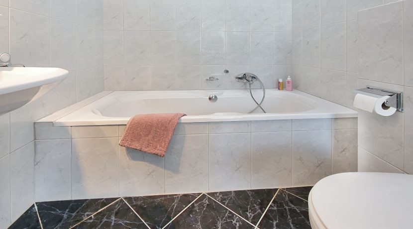 43 Osdweg 19 Badk 01d BG