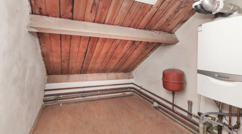 47 Toevlucht 8 Zolderberging 01a