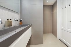 47 Uiverstraat 2 Badk 01b