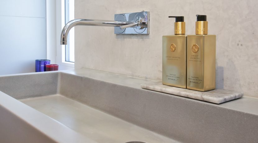 50 Uiverstraat 2 Badk 01e