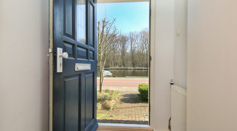 68 Nieuwemeerdijk 377 Entree