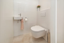 20 Anemoon 24 Toilet 01a
